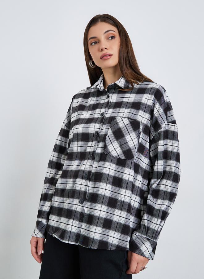 ستايلي بلوزة بقصة واسعة بنقشة مربعات وجيوب - Image 3